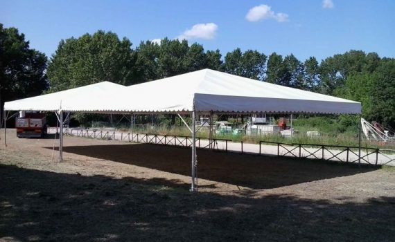 Tensostruttura 20,60 x 10,30 m.