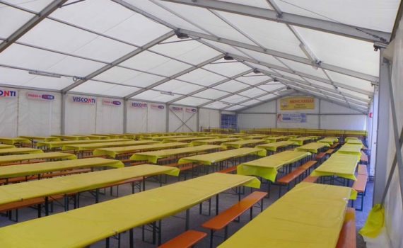 Tensostruttura dim. 15 x 35 m.