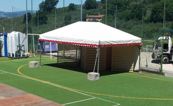 Gazebo in acciaio zincato. Dim. 6 x 4 m.