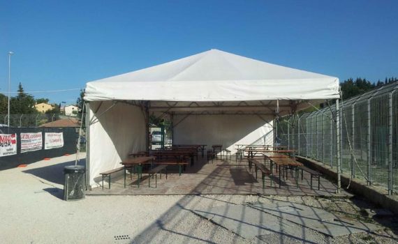 Tensostruttura 7 x 14 m..
