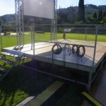 Palco 6 x 4 m.