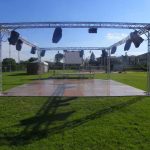 Pista da ballo 12,20 x 9,76 m.