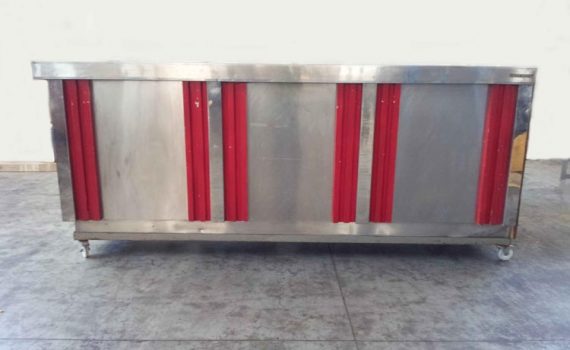Bancone Bar. Dim. 300 x 80 x H=130/115